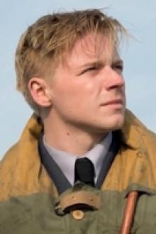 Jack Lowden