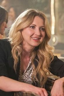 Nina Arianda